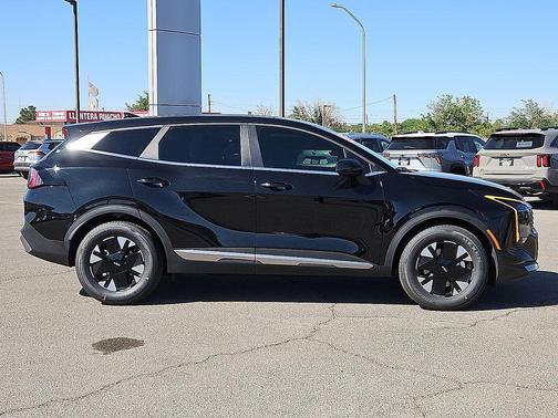 Fusion Black 2026 Kia Sportage Hybrid LX