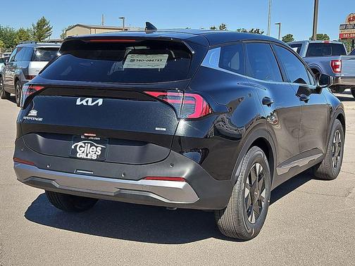 Fusion Black 2026 Kia Sportage Hybrid LX