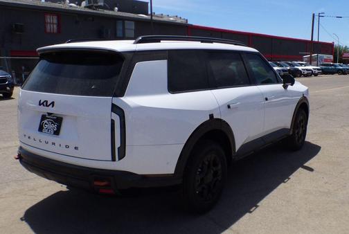 Glacial White Pearl 2027 Kia Telluride X-Pro SX-Prestige