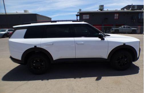 Glacial White Pearl 2027 Kia Telluride X-Pro SX-Prestige