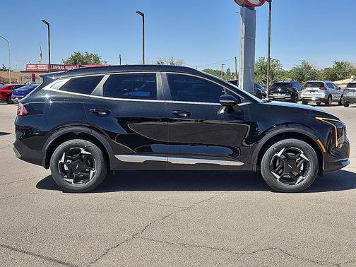 Fusion Black 2026 Kia Sportage Hybrid EX