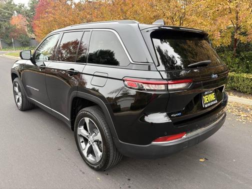 2023 Jeep Grand Cherokee 4xe Base