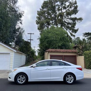 Shimmering White Mica 2013 Hyundai SONATA GLS
