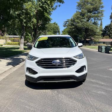 White 2019 Ford Edge SEL
