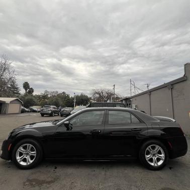 2019 Chrysler 300 S