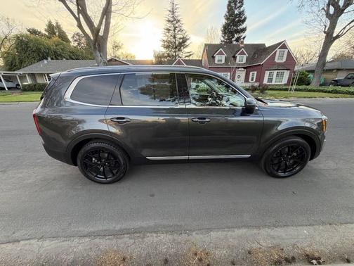 Gray 2020 Kia Telluride EX
