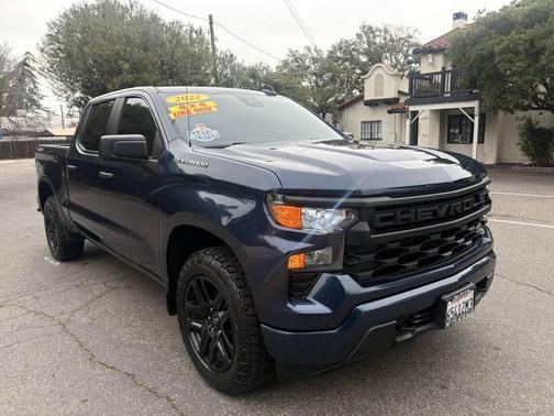 2022 Chevrolet Silverado 1500 Custom