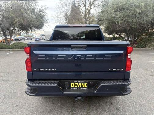 2022 Chevrolet Silverado 1500 Custom
