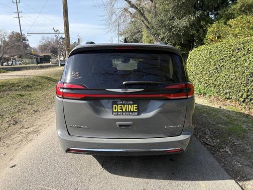 2023 Chrysler Pacifica Limited
