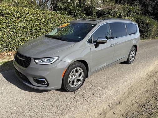 2023 Chrysler Pacifica Limited