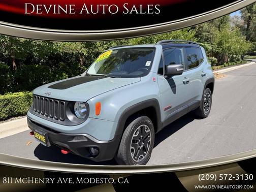 Gray 2017 Jeep Renegade Trailhawk