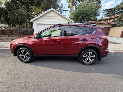 Ruby Flare Pearl 2018 Toyota RAV4 XLE