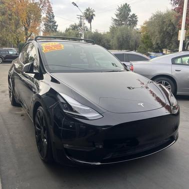 2022 Tesla Model Y Performance Dual Motor All-Wheel Drive