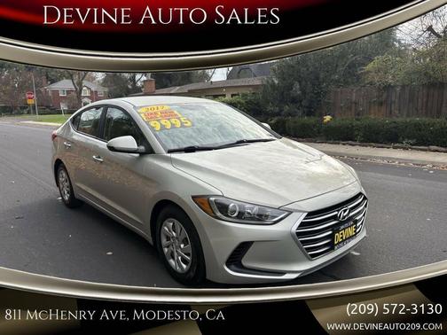 2017 Hyundai ELANTRA SE