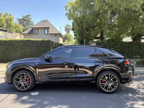 Black 2019 Audi Q8 3.0T Premium Plus