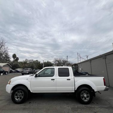 2004 Nissan Frontier XE-V6 Crew Cab