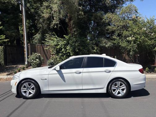 White 2013 BMW 528 528i 4dr Sedan