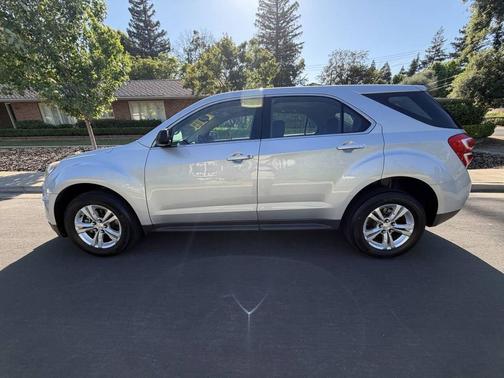 Silver 2016 Chevrolet Equinox LS