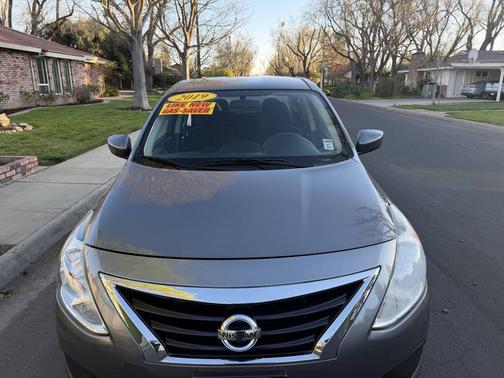 2019 Nissan Versa 1.6 SV