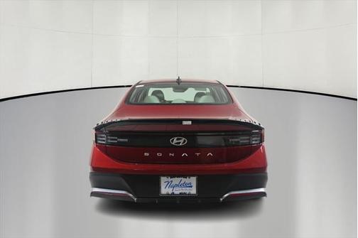 2025 Hyundai SONATA SE