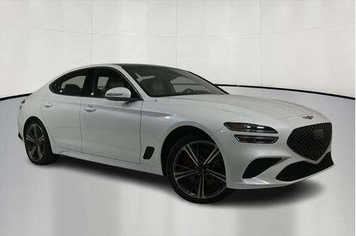 2025 Genesis G70 2.5T RWD