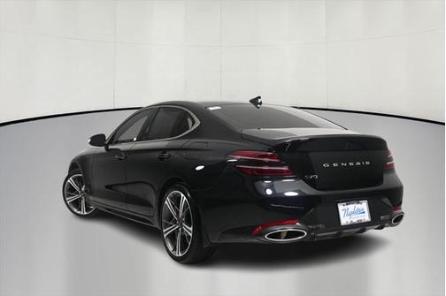 2024 Genesis G70 2.5T RWD