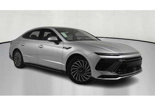 2025 Hyundai SONATA Hybrid SE