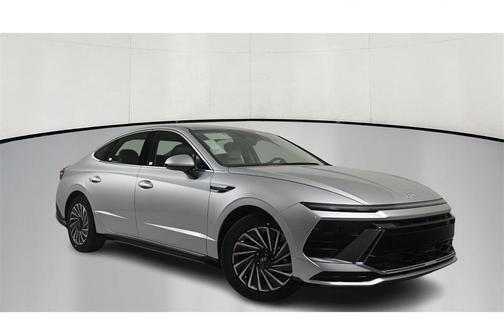2025 Hyundai SONATA Hybrid SE