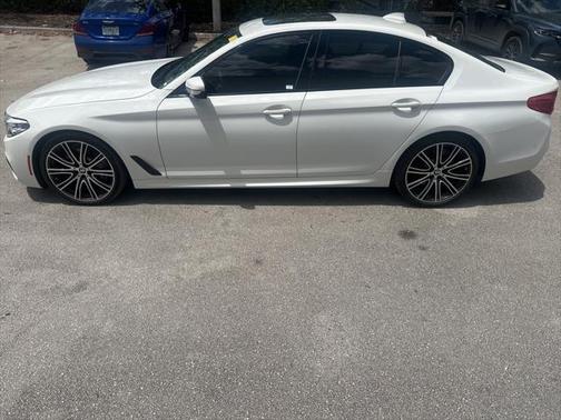 2019 BMW 540 540i