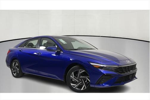 2025 Hyundai ELANTRA SEL