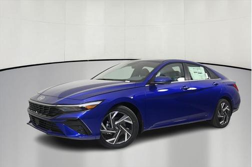 2025 Hyundai ELANTRA SEL
