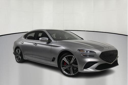 2024 Genesis G70 2.5T RWD