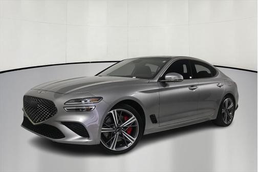 2024 Genesis G70 2.5T RWD