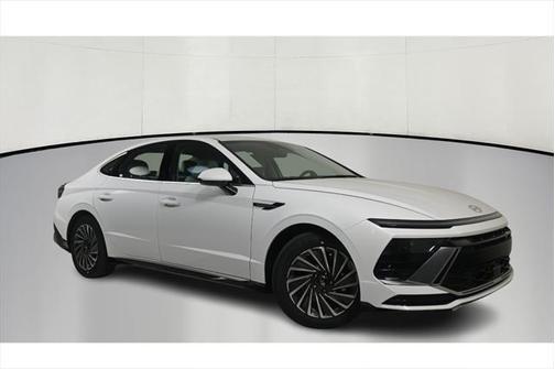 2025 Hyundai SONATA Hybrid SE