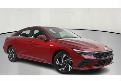2025 Hyundai ELANTRA SEL