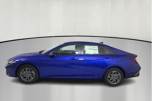 2025 Hyundai ELANTRA HEV Blue