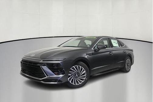 2025 Hyundai SONATA Hybrid SE