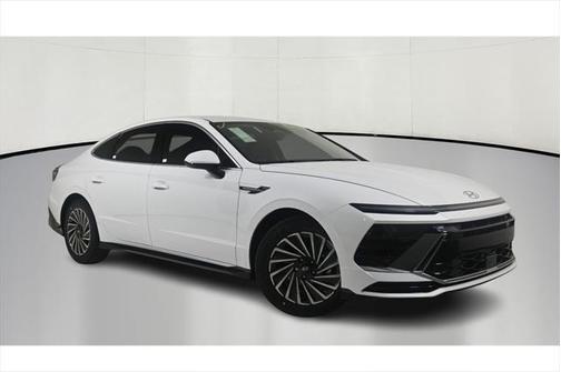 2025 Hyundai SONATA Hybrid SE