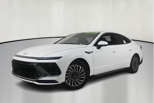 2025 Hyundai SONATA Hybrid SE