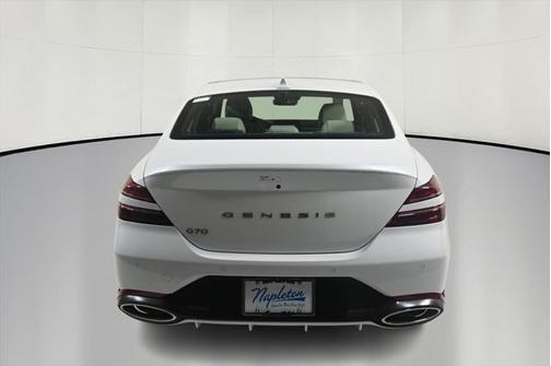 2025 Genesis G70 2.5T RWD