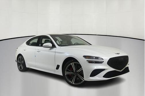 2025 Genesis G70 2.5T RWD