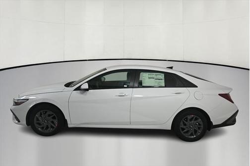 2025 Hyundai ELANTRA HEV Blue