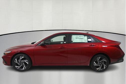 2025 Hyundai ELANTRA Sport