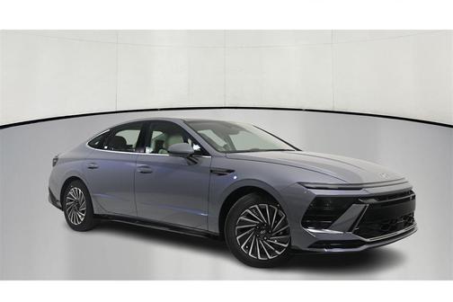 2025 Hyundai SONATA Hybrid SE