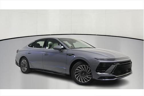 2025 Hyundai SONATA Hybrid SE