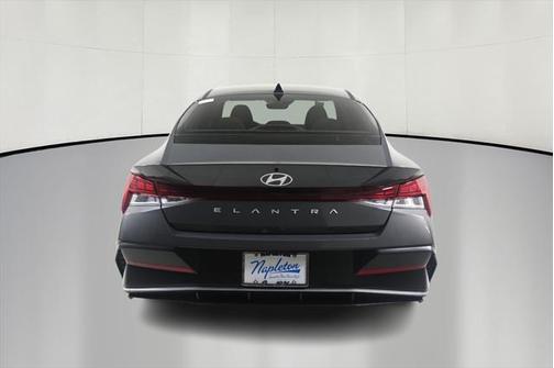 2025 Hyundai ELANTRA SEL