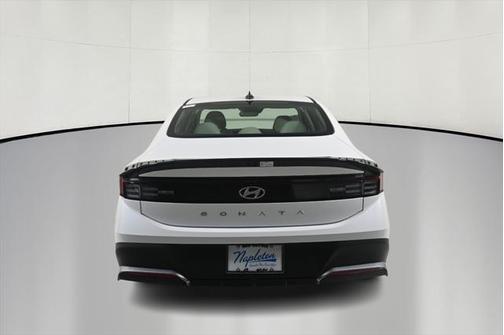 2025 Hyundai SONATA SE