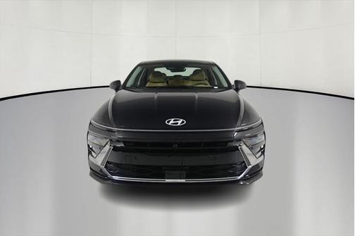 2024 Hyundai SONATA Hybrid Limited
