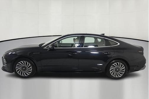 2024 Hyundai SONATA Hybrid Limited