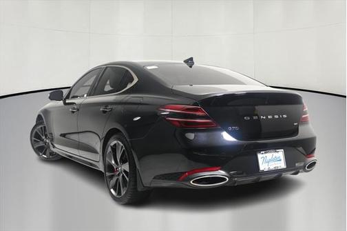 2023 Genesis G70 3.3T RWD